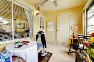 325 Pine Ridge Cir d1, Greenacres, FL 33463, Sold 11/22/21