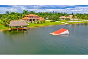 5660 Lago Del Sol Dr, Lake Worth, FL 33449, Sold 04/05/22