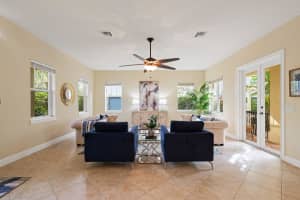 256 W Bay Cedar Cir, Jupiter, FL 33458, Sold 03/18/22
