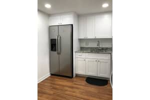 470 Executive Center Dr #1n, West Palm Beach, FL 33401, Sold 11/15/21