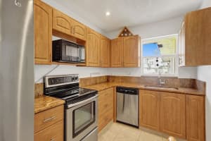 3601 S Ocean Blvd APT 606, South Palm Beach, FL 33480, Sold 12/01/21