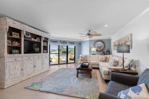 931 Palm Trail, Delray Beach, FL 33483, Sold 01/03/22