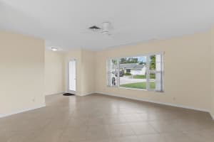 274 NE 24th Ct, Boca Raton, FL 33431, Sold 12/17/21