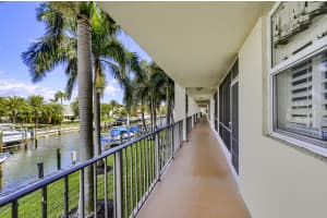 109 Paradise Harbour Blvd, North Palm Beach, FL 33408, Sold 12/29/21