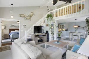 24 Maplecrest Cir, Jupiter, FL 33458, Sold 12/01/21