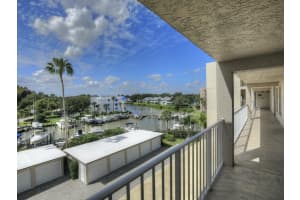 5938 River Run Dr, Sebastian, FL 32958, Sold 02/10/22