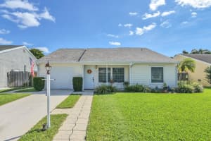 7973 Ridgewood Dr, Lake Worth, FL 33467, Sold 02/08/22