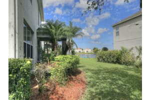 672 Carriage Lake Way, Vero Beach, FL 32968, Sold 02/25/22