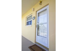 1351 Bayshore Dr, Fort Pierce, FL 34949, Sold 02/28/22