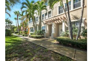 540 Amador Ln, West Palm Beach, FL 33401, Sold 12/17/21