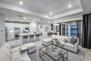 Lake Worth, FL 33467, Sold 06/15/22