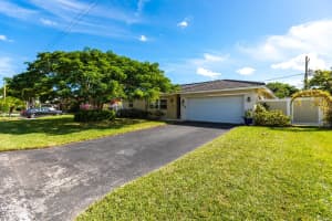 1588 NW 9th St, Boca Raton, FL 33486, Sold 11/12/21
