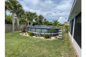 2263 4th Ave SE, Vero Beach, FL 32962, Sold 12/30/21