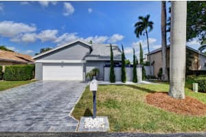 1885 NW 10th St, Delray Beach, FL 33445, Sold 01/27/22