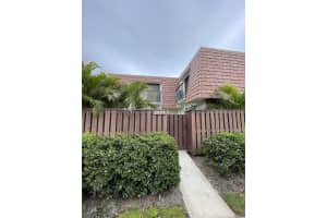 2979 SW Sunset Trace Cir, Palm City, FL 34990, Sold 01/14/22