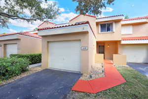 638 N University Dr, Plantation, FL 33324, Sold 12/08/21