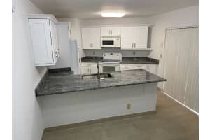 204 Springdale Cir, Palm Springs, FL 33461, Sold 12/10/21