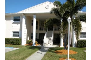 600 E Lake Jasmine Cir, Vero Beach, FL 32962, Sold 12/16/21