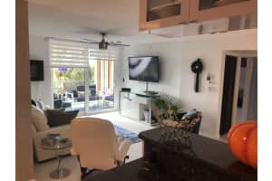 1200 Scotia Dr, Hypoluxo, FL 33462, Sold 03/31/22