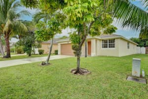 1036 Park Hill Dr, Haverhill, FL 33417, Sold 12/30/21