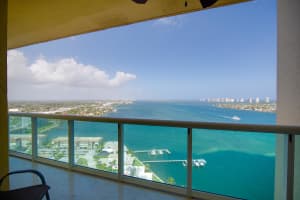 2650 Lake Shore Dr, Riviera Beach, FL 33404, Sold 04/13/22