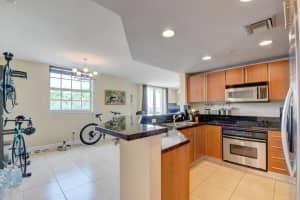 610 Clematis St, West Palm Beach, FL 33401, Sold 02/23/22