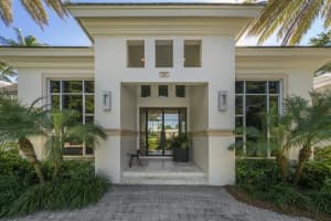 14 Country Rd, Boynton Beach, FL 33436, Sold 12/27/21