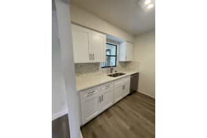 4303 Inlet Cir, Greenacres, FL 33463, Sold 01/31/22