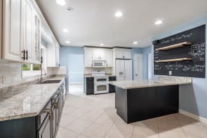 17680 Oakwood Ave, Boca Raton, FL 33487, Sold 12/08/21