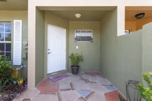 330 SE 23rd Ave, Boynton Beach, FL 33435, Sold 12/15/21