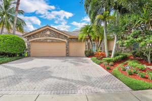 9244 Pineville Dr, Lake Worth, FL 33467, Sold 01/06/22