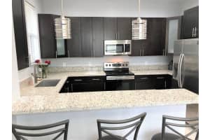 661 Corte Madera Ln, West Palm Beach, FL 33401, Sold 01/11/22