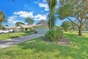 12759 SE Cascades Ct, Hobe Sound, FL 33455, Sold 02/07/22