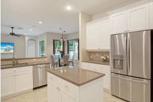 9335 Plantation Estates Dr, Royal Palm Beach, FL 33411, Sold 12/17/21
