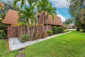 825 Center St, Jupiter, FL 33458, Sold 11/24/21