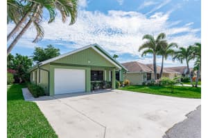 1418 Pines Ln, West Palm Beach, FL 33415, Sold 12/17/21