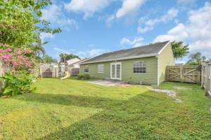 7818 Blairwood Cir N, Lake Worth, FL 33467, Sold 12/06/21