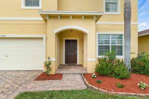 5827 Gypsum Pl, West Palm Beach, FL 33413, Sold 12/06/21