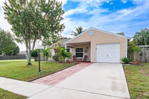 7856 Bishopwood Rd, Lake Worth, FL 33467, Sold 12/28/21