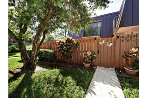 5815 SE Windsong Ln, Stuart, FL 34997, Sold 12/17/21