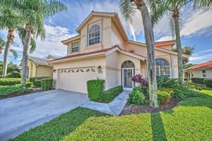 4956 SE Mariner Village Ln, Stuart, FL 34997, Sold 12/10/21