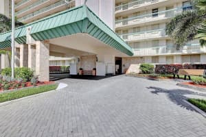 9900 S Ocean Dr, Jensen Beach, FL 34957, Sold 01/06/22