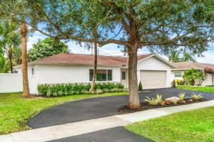 669 NW 15th Ct, Boca Raton, FL 33486, Sold 01/10/22