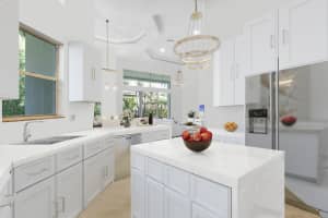 517 Les Jardin Dr, Palm Beach Gardens, FL 33410, Sold 12/22/21