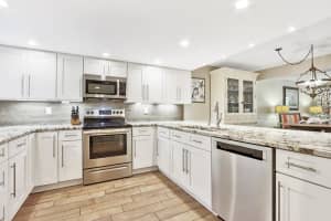 334 Oak Harbour Dr, Juno Beach, FL 33408, Sold 03/01/22