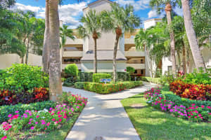 334 Oak Harbour Dr, Juno Beach, FL 33408, Sold 03/01/22