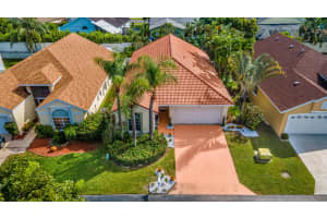 1383 Fairfax Cir E, Boynton Beach, FL 33436, Sold 12/15/21