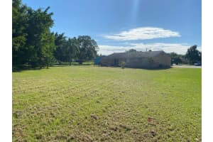 671 SW Old Briar Ave, Port St. Lucie, FL 34953, Sold 12/30/21