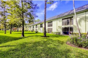 711 Forest Club Dr, Wellington, FL 33414, Sold 12/30/21