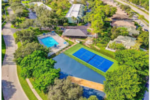 711 Forest Club Dr, Wellington, FL 33414, Sold 12/30/21